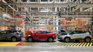 Renault возобновляет производство автомобилей на московском заводе