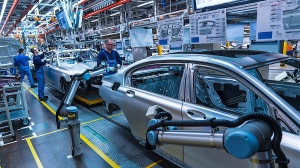 «Коммерсант»: в России начнут выпускать автомобили класса «Евро-0»