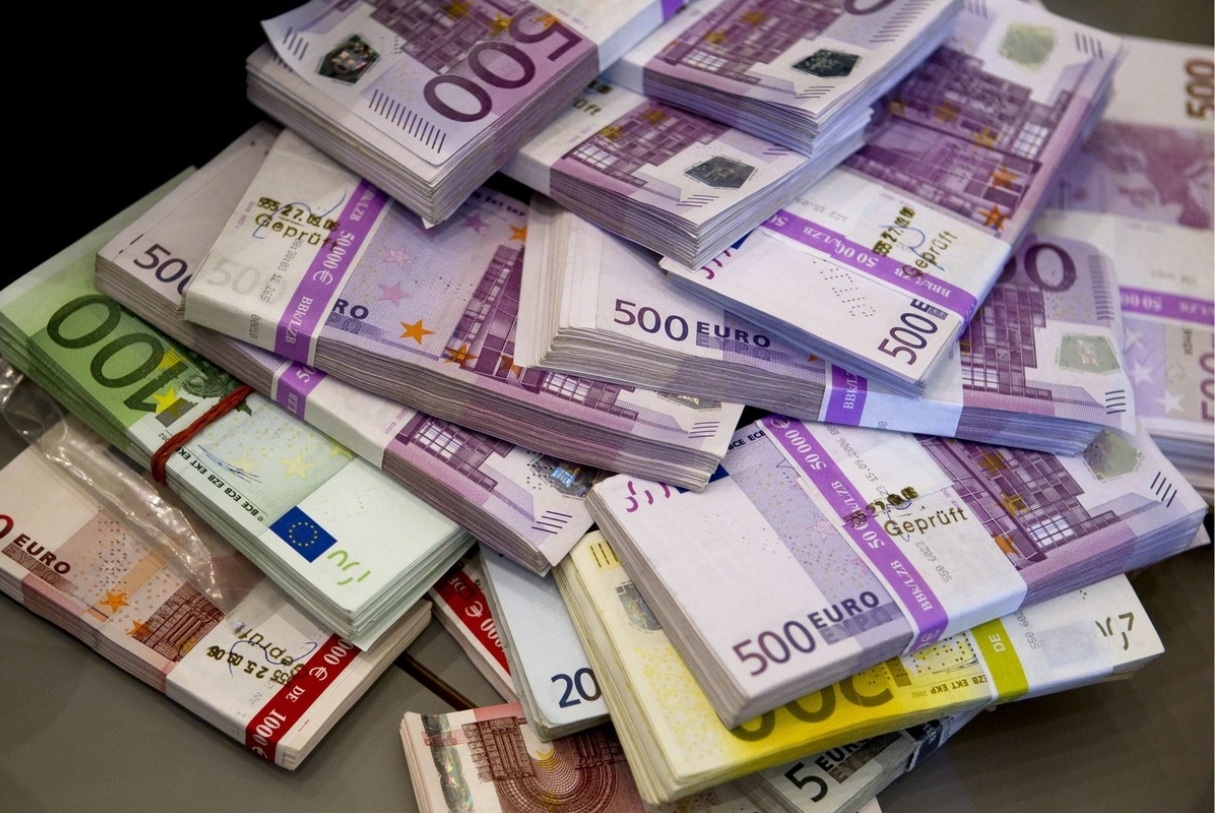 «Атон» введет пятипроцентную комиссию за хранение на счете швейцарских франков