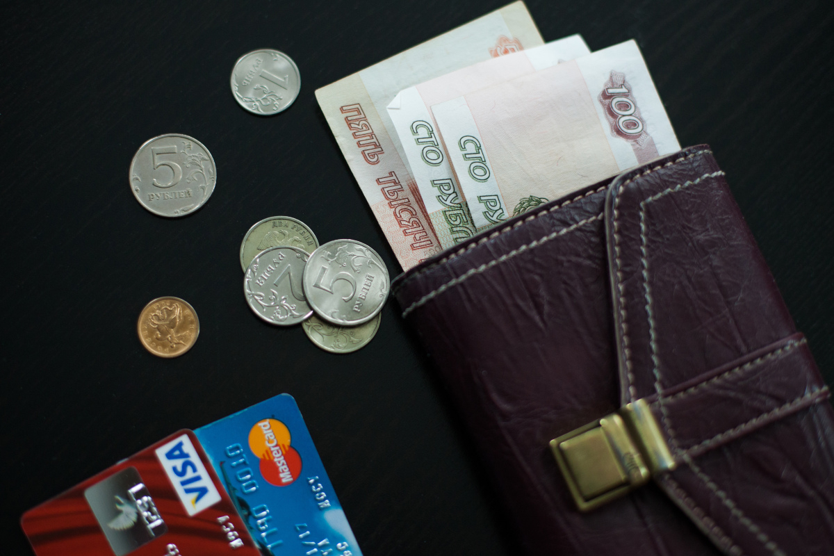 В Калининградской области хотят увеличить минимально допустимый уровень зарплат