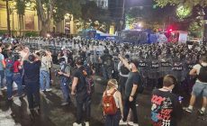 МВД Грузии: оппозиция на протестах применила против полиции неизвестный газ
